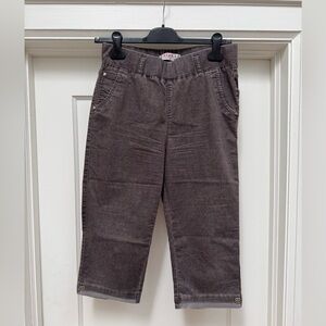 Women's Brown Capris